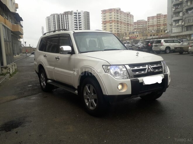 Mitsubishi Pajero 2008, 218,000 km - 3.0 l - Bakı