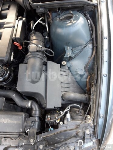 BMW 330 2001, 464,872 km - 0.3 l - Bakı