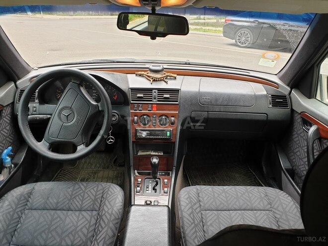 Mercedes C 180 1995, 406,000 km - 1.8 l - Bakı
