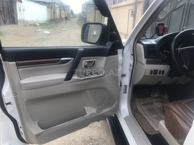 Mitsubishi Pajero 2007, 216,000 km - 3.0 л - Bakı
