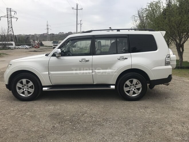 Mitsubishi Pajero 2007, 216,000 km - 3.0 л - Bakı