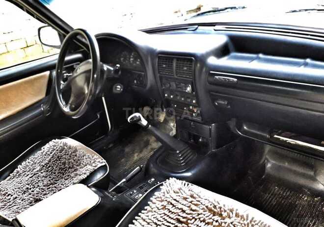 GAZ 31105 2004, 300,000 km - 2.3 l - Lənkəran