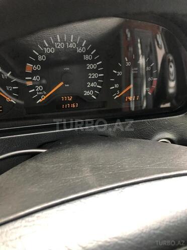 Mercedes C 240 1997, 117,000 km - 2.4 л - Bakı