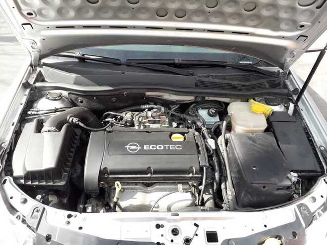 Opel Astra 2007, 171,000 km - 1.6 л - Qax