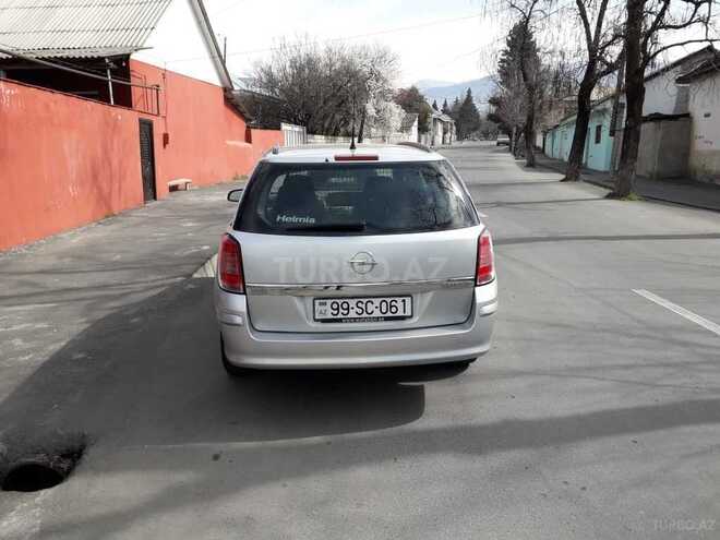 Opel Astra 2007, 171,000 km - 1.6 л - Qax