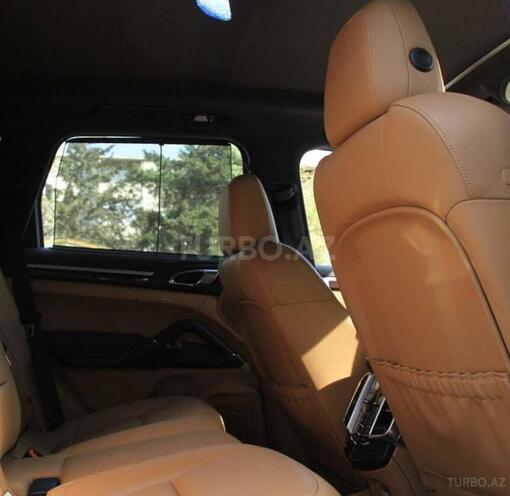 Porsche Cayenne Turbo 2011, 98,000 km - 4.8 л - Bakı