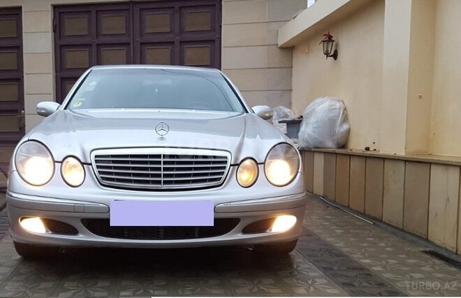 Mercedes E 270 2004, 300,000 km - 2.7 л - Bakı