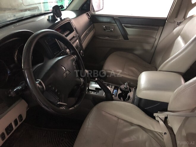 Mitsubishi Pajero 2007, 190,000 km - 3.0 l - Bakı