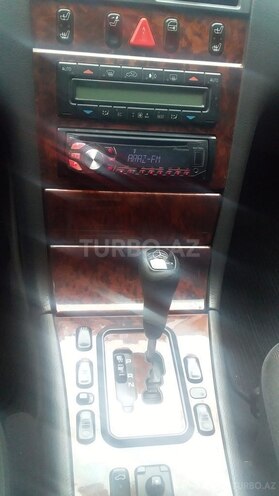 Mercedes E 270 2000, 345,000 km - 2.7 l - Bakı