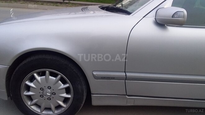 Mercedes E 270 2000, 345,000 km - 2.7 l - Bakı