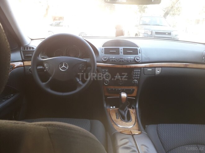 Mercedes E 270 2002, 365,002 km - 2.7 л - Bakı