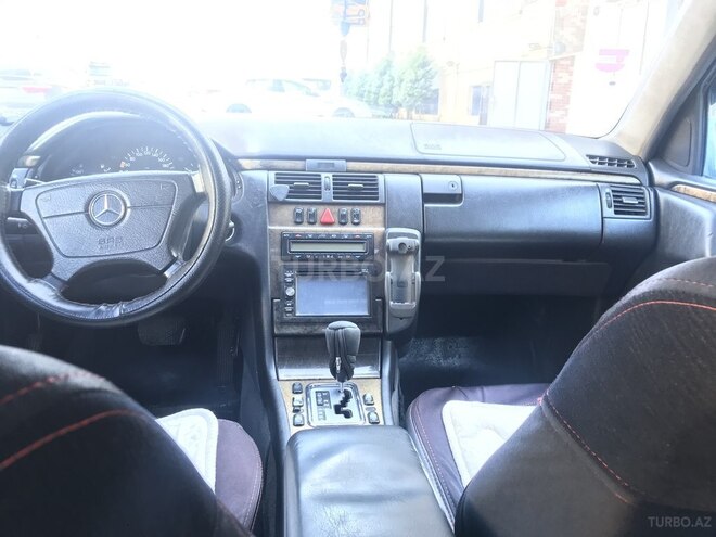 Mercedes E 220 1999, 432,000 km - 2.2 л - Bakı