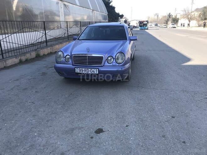 Mercedes E 220 1999, 432,000 km - 2.2 л - Bakı