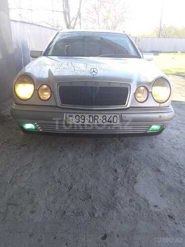 Mercedes E 240 1998, 304,000 km - 2.4 l - Zaqatala