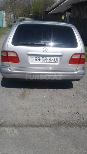 Mercedes E 240 1998, 304,000 km - 2.4 l - Zaqatala