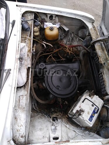 LADA (VAZ) 2106 1984, 200,000 km - 1.6 l - Bakı