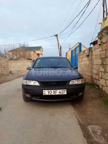 Opel Vectra 1996, 200,000 km - 2.5 l - Sumqayıt