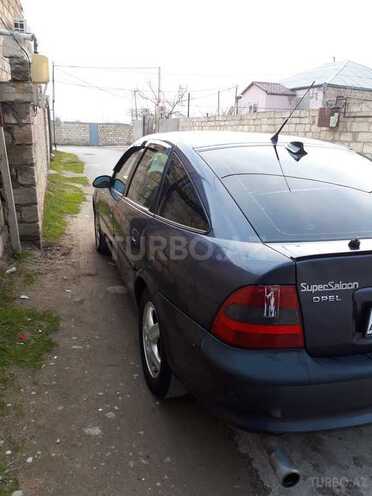 Opel Vectra 1996, 200,000 km - 2.5 l - Sumqayıt