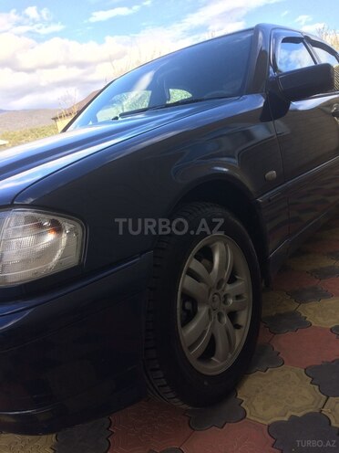 Mercedes C 220 1999, 258,000 km - 2.2 l - Balakən