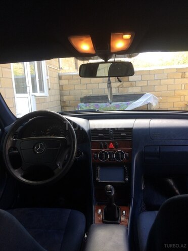 Mercedes C 220 1999, 258,000 km - 2.2 l - Balakən