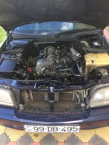 Mercedes C 220 1999, 258,000 km - 2.2 l - Balakən