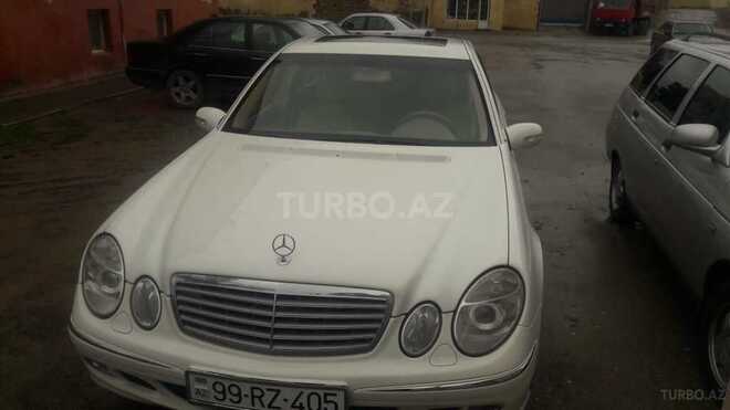 Mercedes E 240 2003, 295,000 km - 2.6 l - Bakı