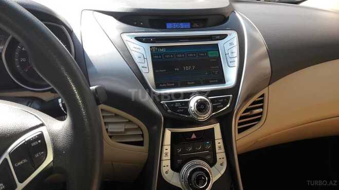 Hyundai Elantra 2011, 106,000 km - 1.8 l - Bakı