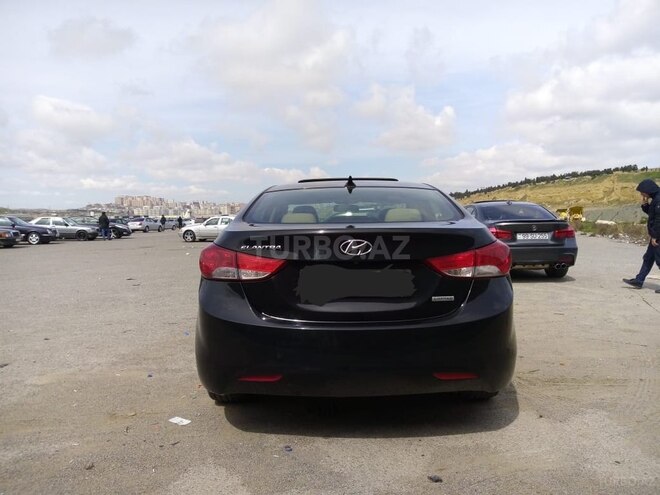 Hyundai Elantra 2011, 106,000 km - 1.8 l - Bakı