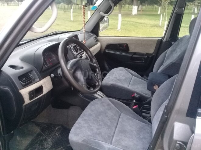 Mitsubishi Pajero io 1999, 126,555 km - 1.8 l - Lənkəran