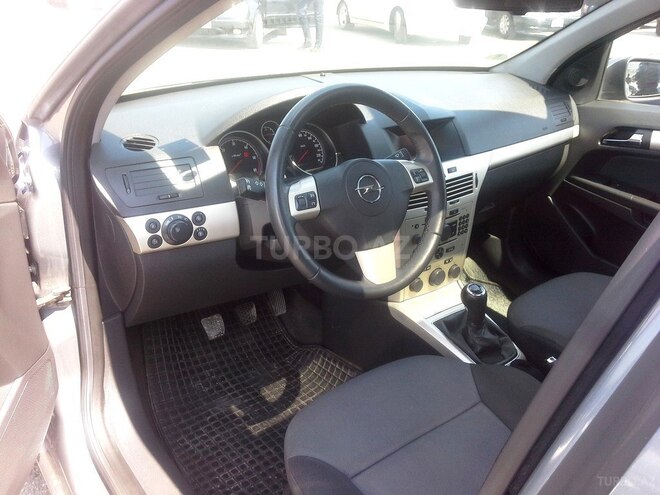 Opel Astra 2007, 161,000 km - 1.7 л - Bakı