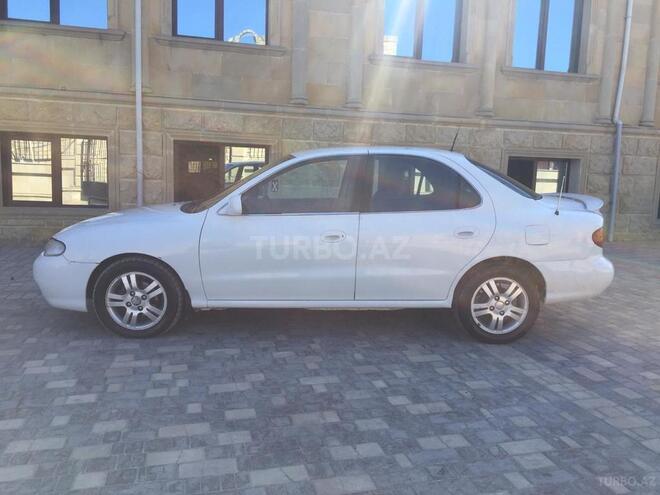Hyundai Elantra 1995, 525,000 km - 2.0 l - Bakı