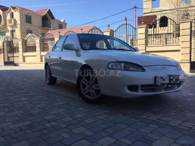 Hyundai Elantra 1995, 525,000 km - 2.0 l - Bakı