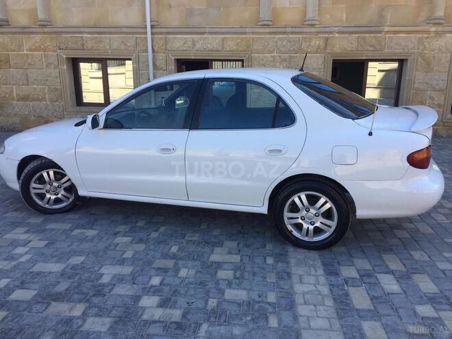 Hyundai Elantra 1995, 525,000 km - 2.0 l - Bakı