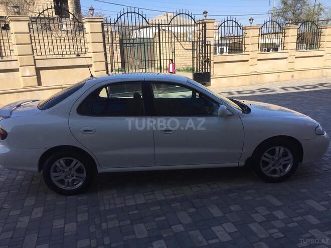 Hyundai Elantra 1995, 525,000 km - 2.0 l - Bakı