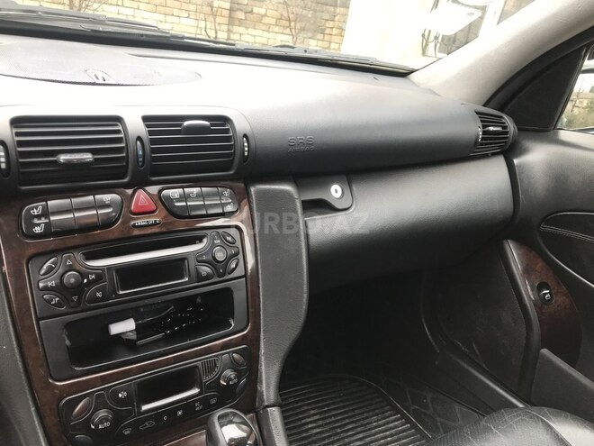 Mercedes C 240 2001, 205,000 km - 2.6 l - Bakı