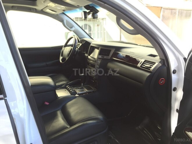 Lexus LX 570 2013, 83,000 km - 5.7 l - Bakı