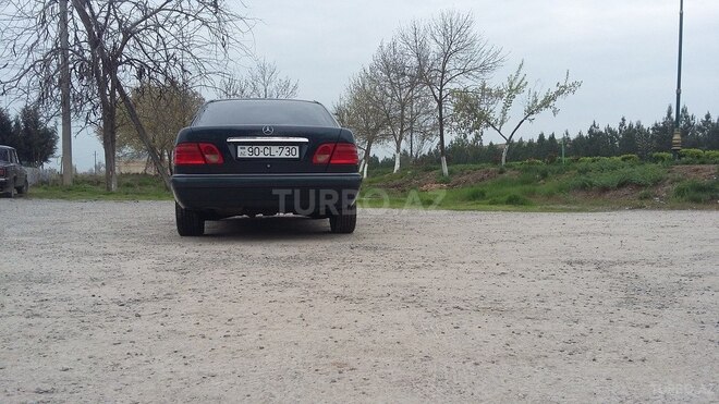Mercedes E 230 1997, 352,650 km - 2.3 l - Kürdəmir