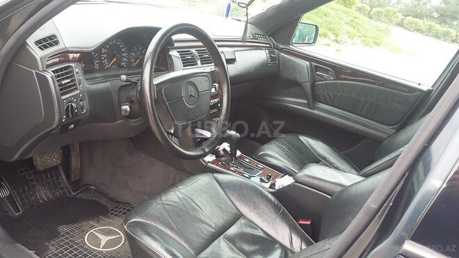 Mercedes E 230 1997, 352,650 km - 2.3 l - Kürdəmir