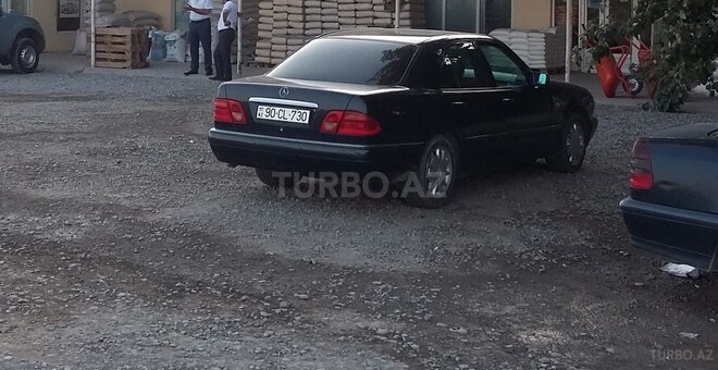 Mercedes E 230 1997, 352,650 km - 2.3 l - Kürdəmir