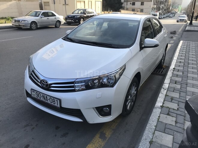 Toyota Corolla 2015, 83,600 km - 1.6 l - Bakı