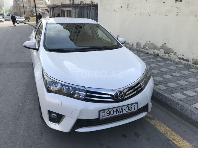 Toyota Corolla 2015, 83,600 km - 1.6 l - Bakı