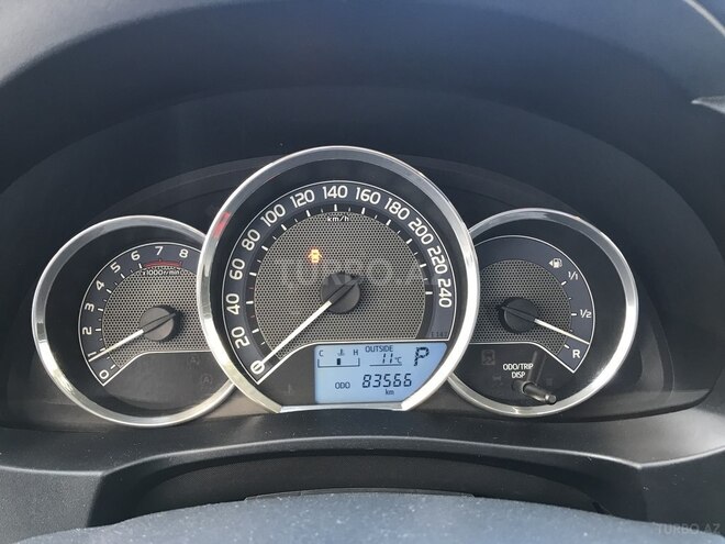 Toyota Corolla 2015, 83,600 km - 1.6 l - Bakı