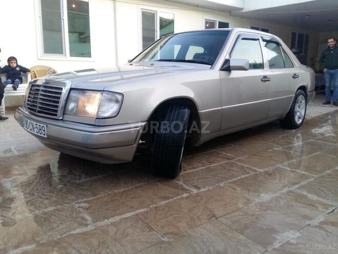 Mercedes E 230 1991, 136,744 km - 2.3 л - Bakı