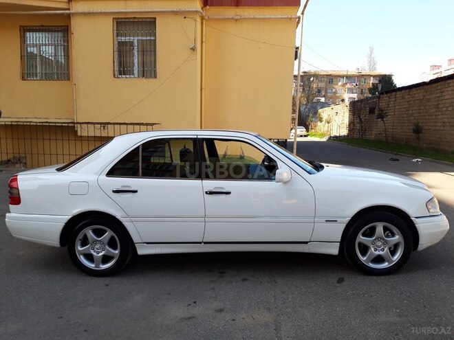Mercedes C 180 1995, 215,600 km - 1.8 l - Sumqayıt