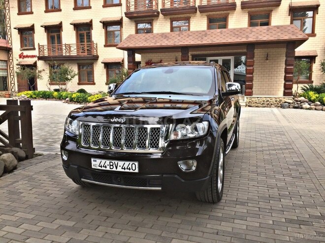 Jeep Grand Cherokee 2012, 145,000 km - 3.6 л - Masallı