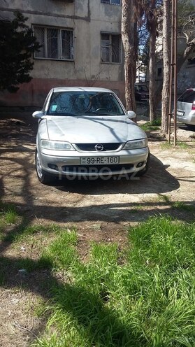 Opel Vectra 1999, 290,000 km - 2.0 l - Bakı