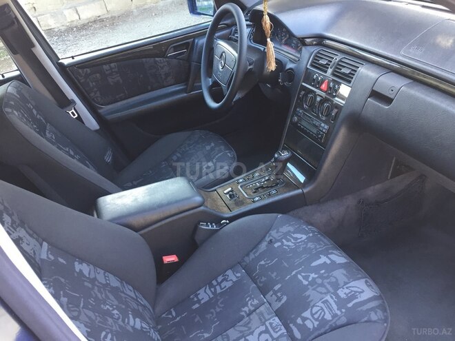 Mercedes E 240 1999, 288,900 km - 2.4 l - Goranboy