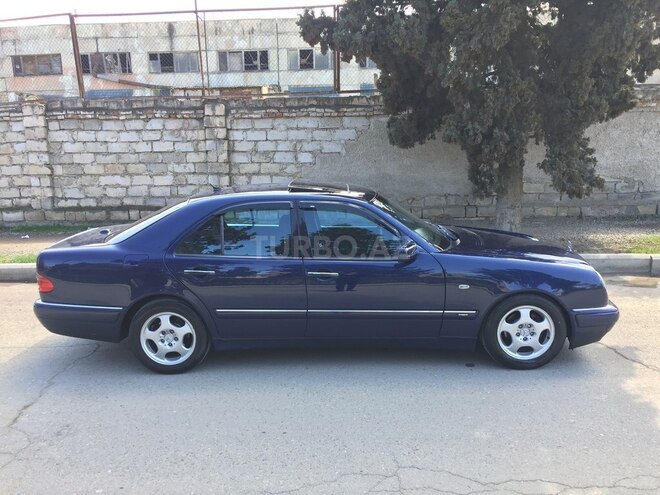 Mercedes E 240 1999, 288,900 km - 2.4 l - Goranboy
