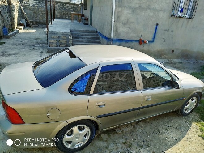 Opel Vectra 1996, 320,000 km - 1.6 l - Bakı