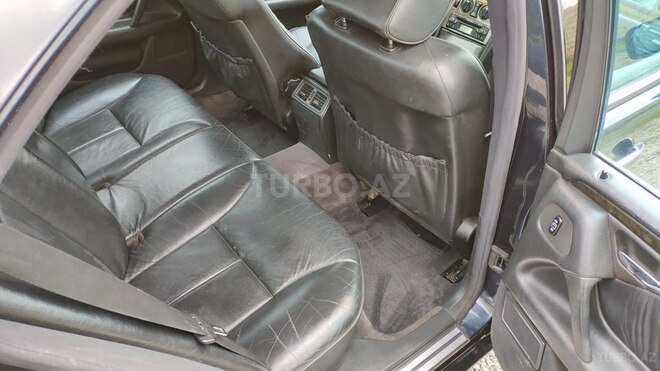 Mercedes E 240 1998, 295,300 km - 2.4 l - Ucar